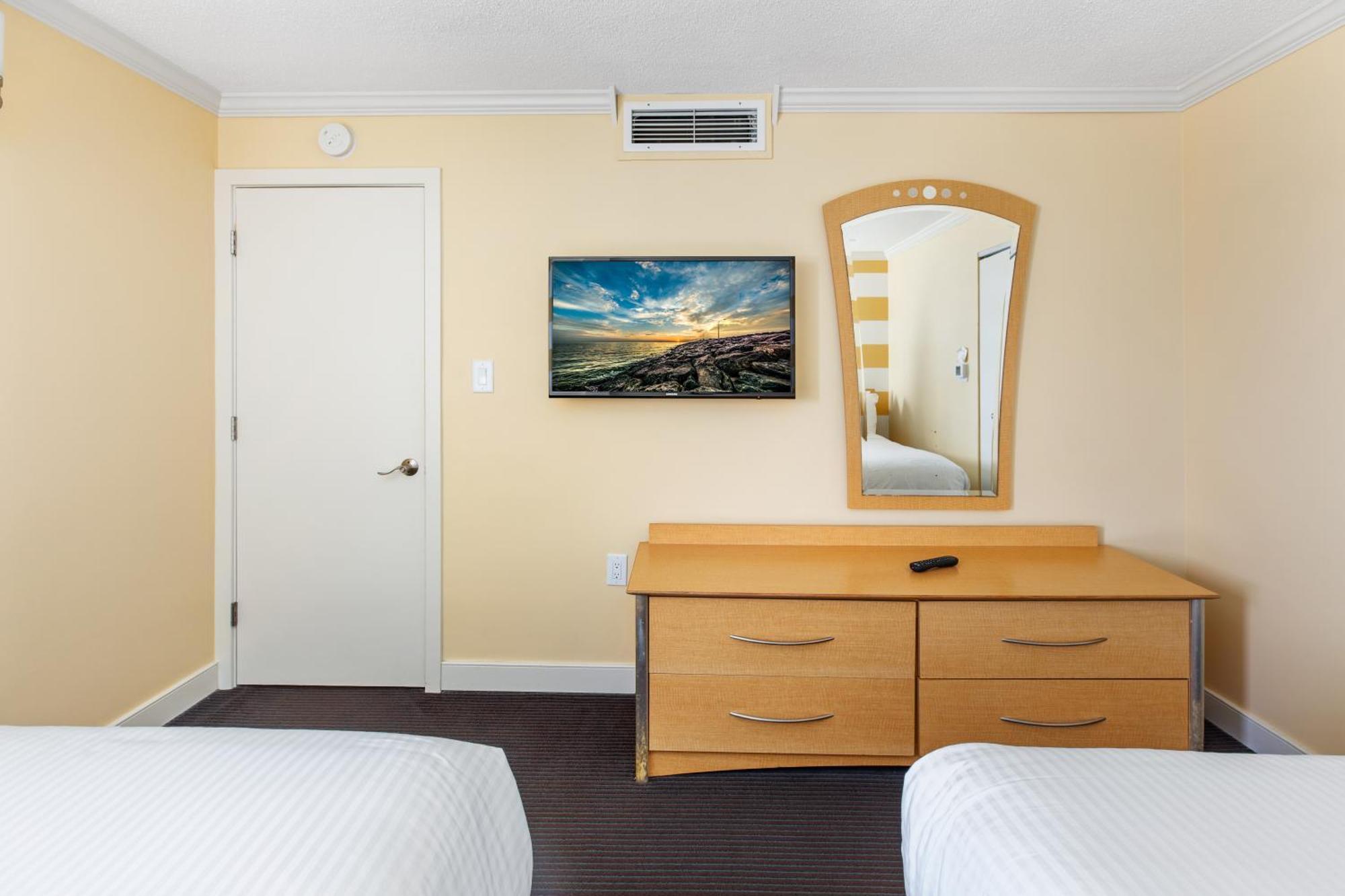 Pan American Oceanfront Hotel Wildwood Crest Exterior photo